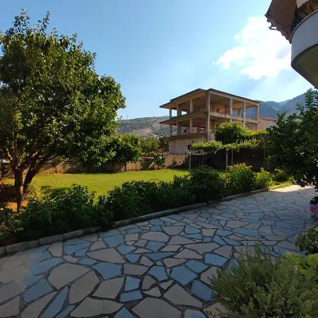 Cheerful 2 Bedroom With Free Parking. Appartement