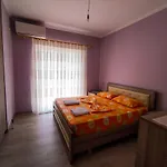 Cheerful 2 Bedroom With Free Parking. Apartment *