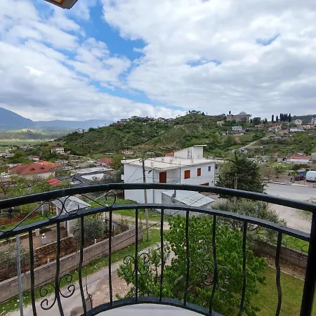 Cheerful 2 Bedroom With Free Parking. * Gjirokaster